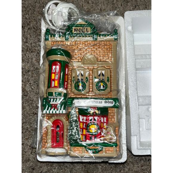 THE CHRISTMAS SHOP Department 56: The Original Snow Village Open Box New 50970 - Picture 1 of 5
